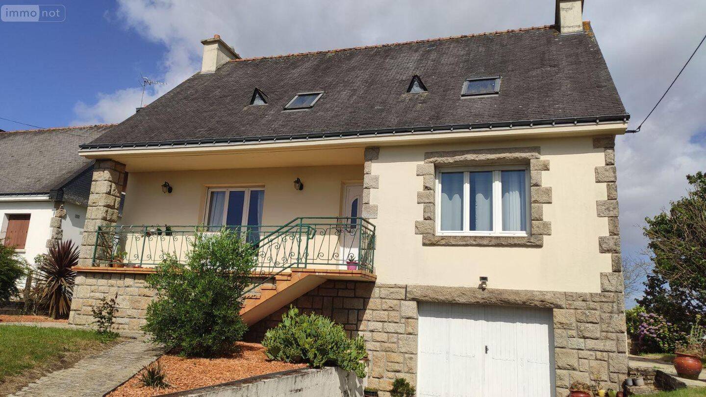 Maison 8 pièces 139 m² · à Pluméliau-Bieuzy · 139 m² · 197 500 €