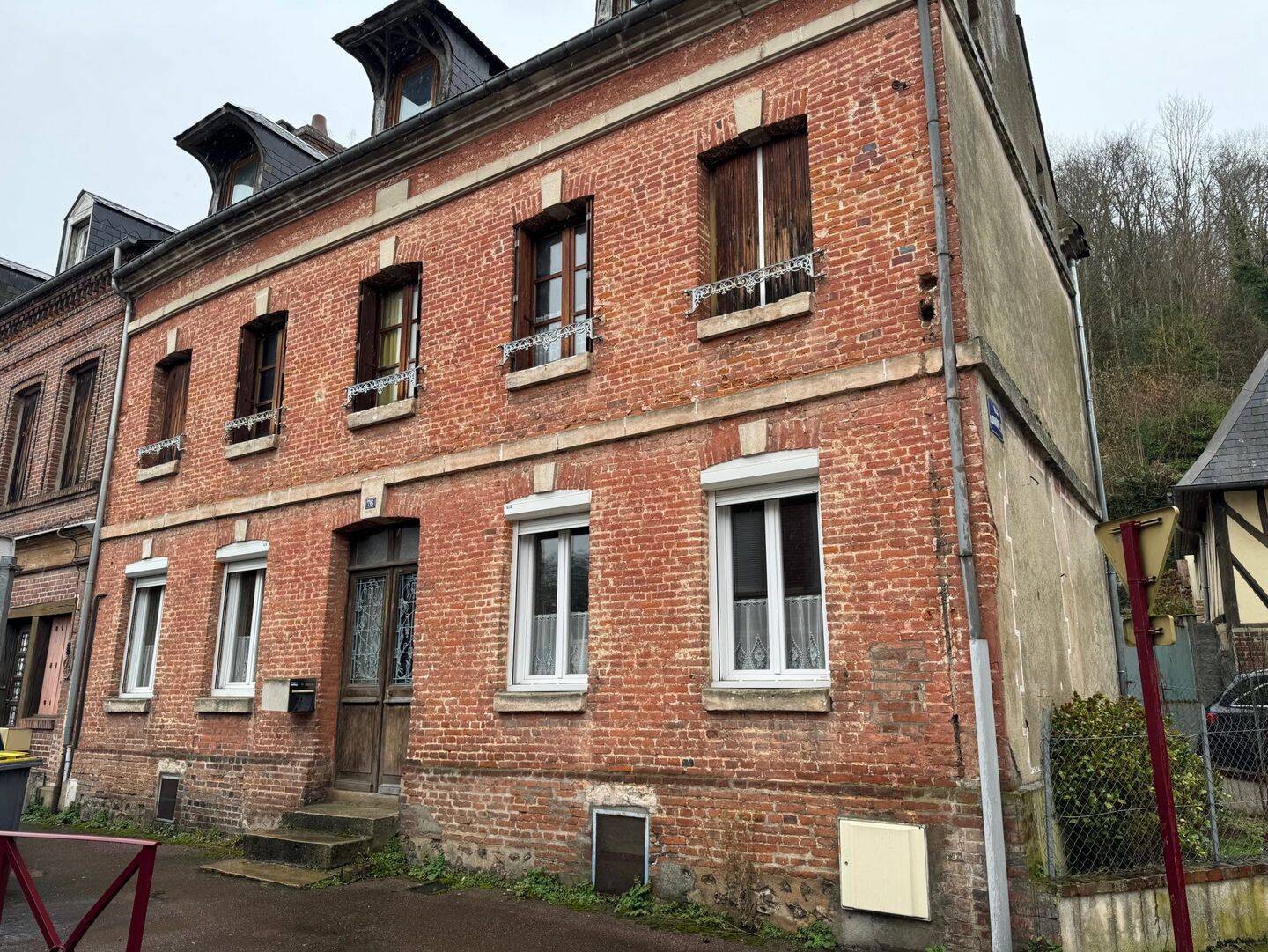 Maison 5 pièces 118 m² · à Brionne · 118 m² · 179 500 €