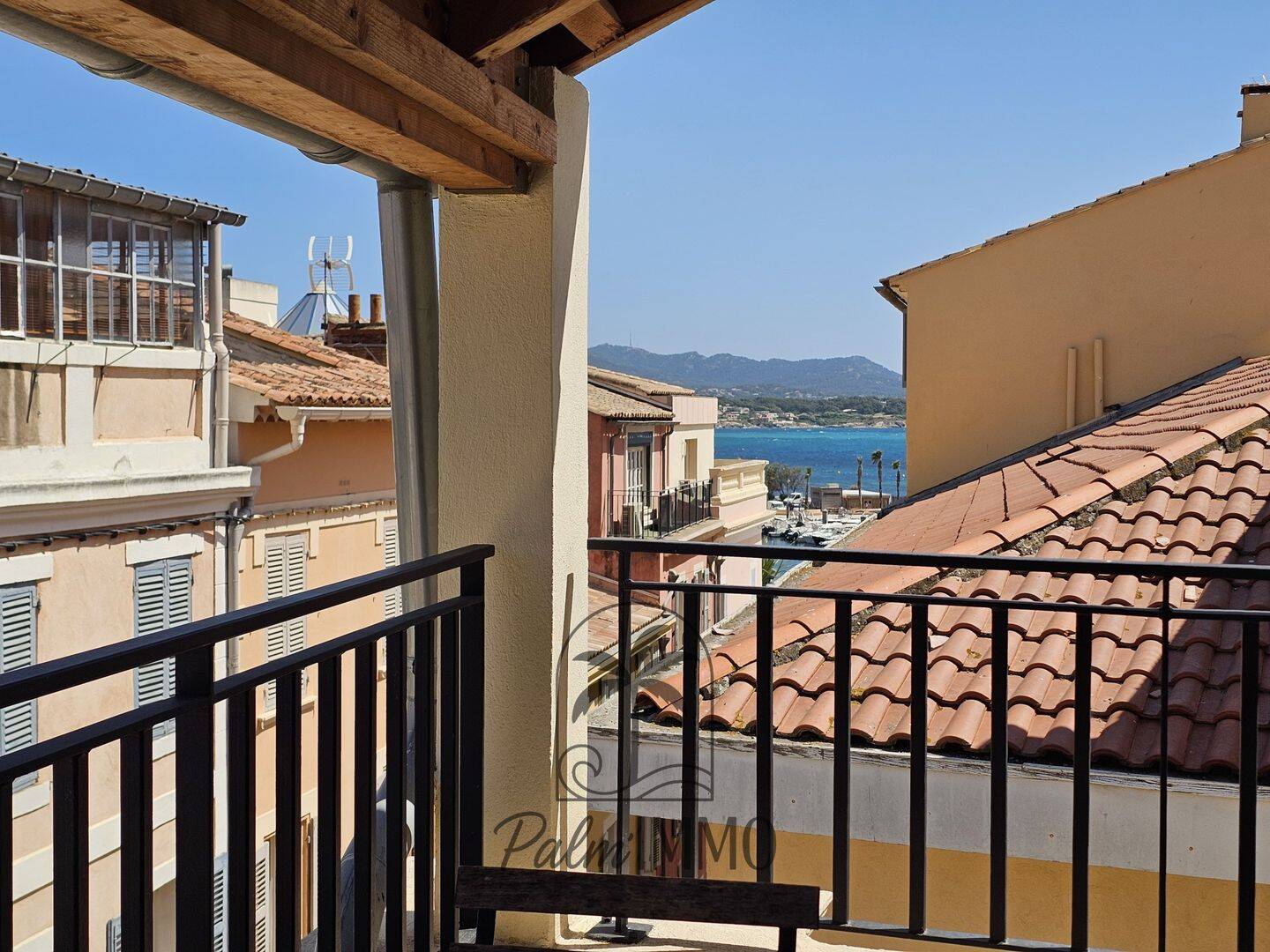 Appartement 3 pièces 44 m² · à Sanary-sur-Mer · 44 m² · 330 000 €