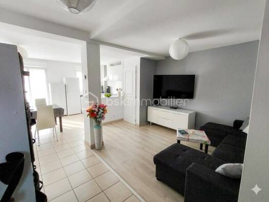 Maison de ville à vendre 157 000 € 4 pièces 3 chambres 89 m² 109 m² de terrain Saint-Just-en-Chaussée 60130