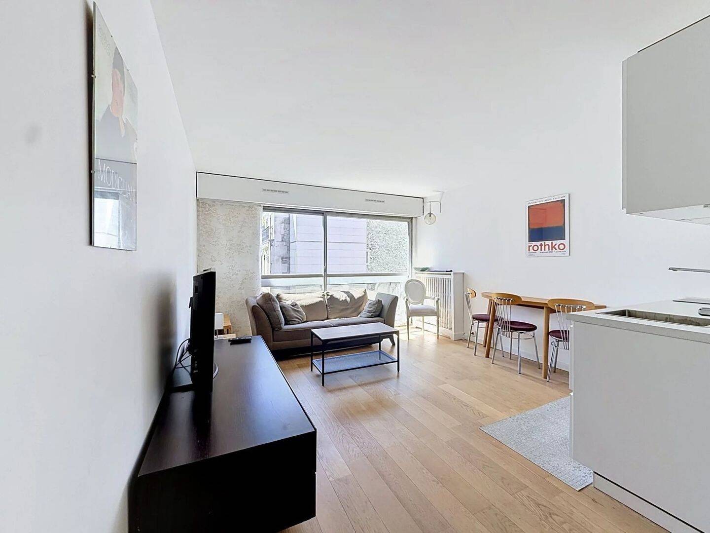 Appartement 1 pièce 28 m² · à Paris 17ème Arrondissement · 28 m² · 385 000 €