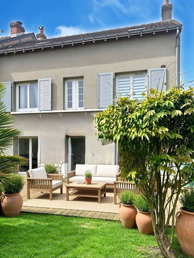 Maison 6 pièces 130 m² · à Saint-Avertin · 130 m² · 340 000 €
