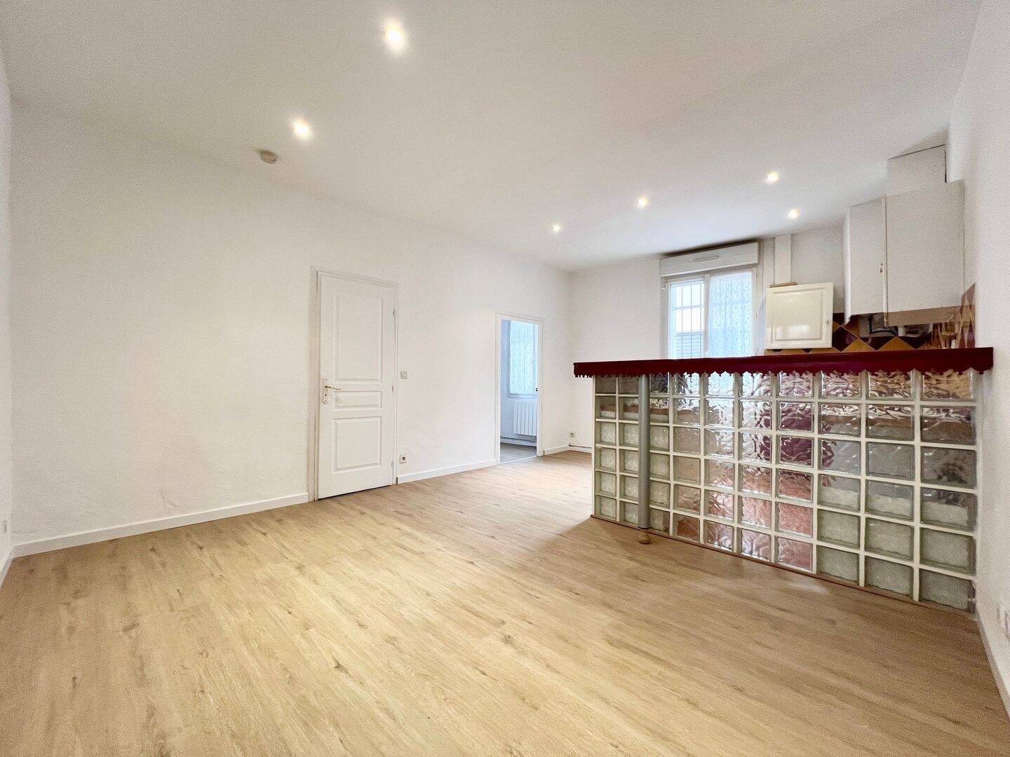 Appartement 2 pièces 41 m² · à Nîmes · 41,2 m² · 501 €