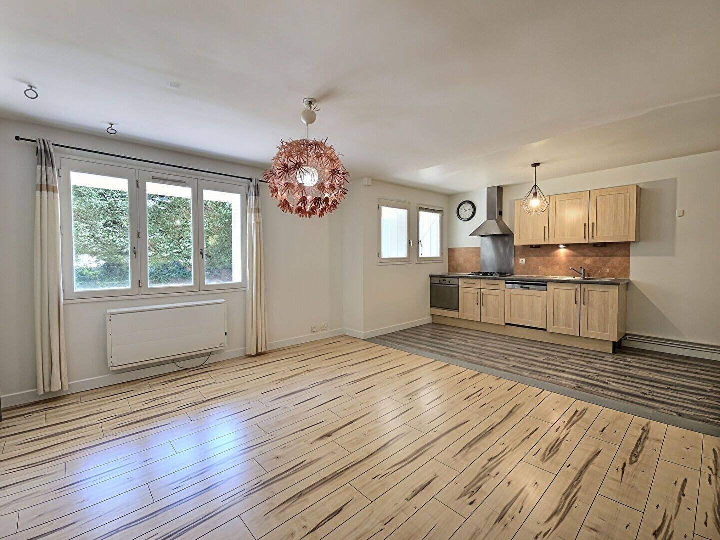 Appartement 4 pièces 77 m² · à Clermont-Ferrand · 76,6 m² · 805 €/mois
