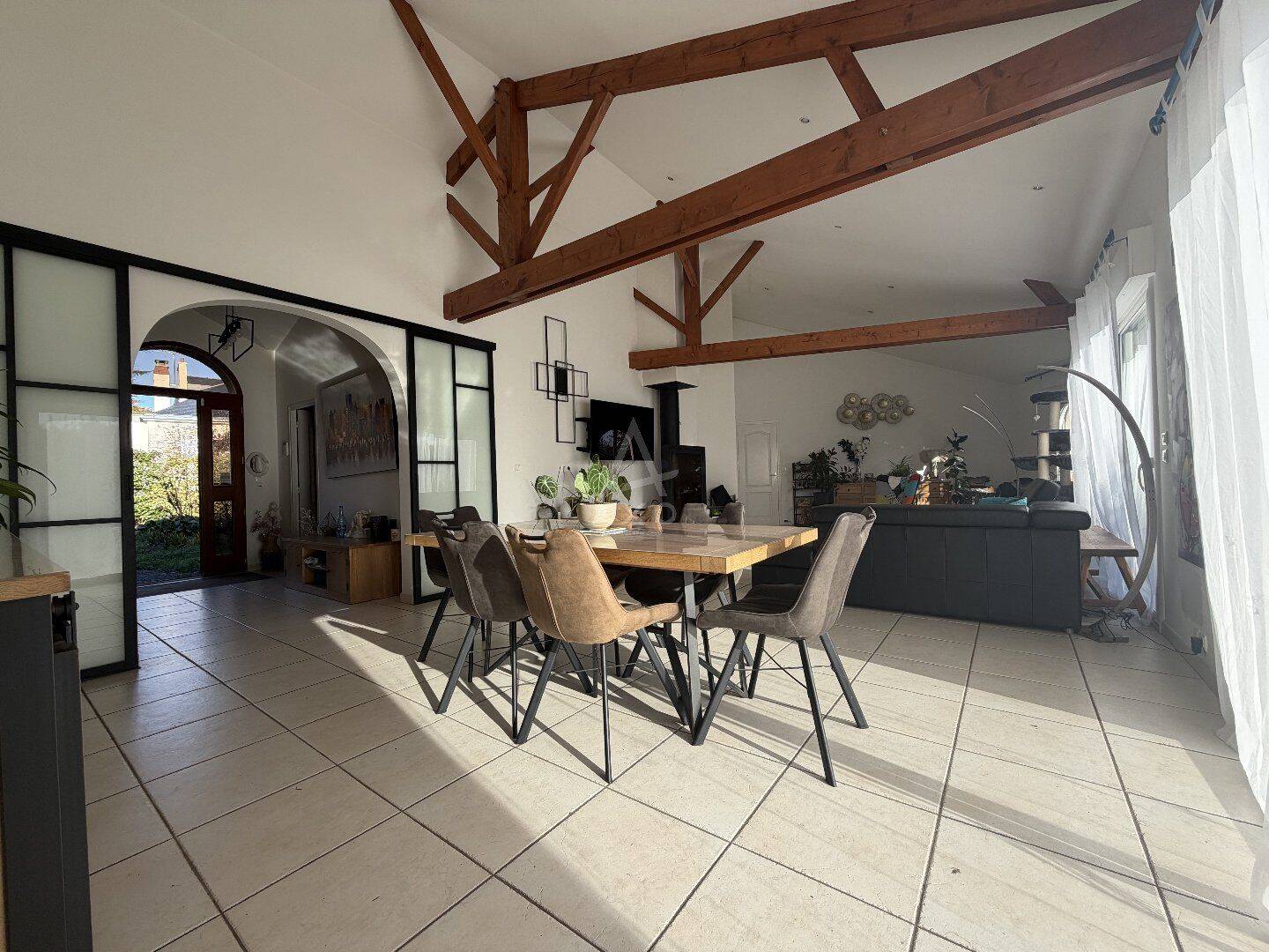 Maison 6 pièces 163 m² · à Rezé · 163 m² · 595 000 €