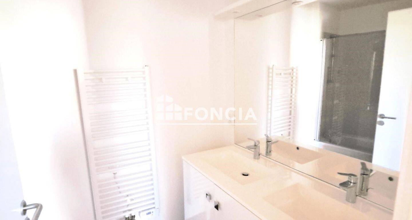 Maison 4 pièces 100 m² · à Les Mureaux · 100 m² · 1 530 €