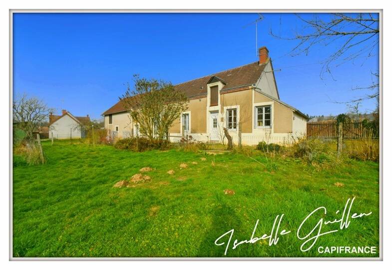 Maison de plain-pied à vendre 79 900 € 3 pièces 2 chambres 68 m² 4 600 m² de terrain Saint-Maur 18270