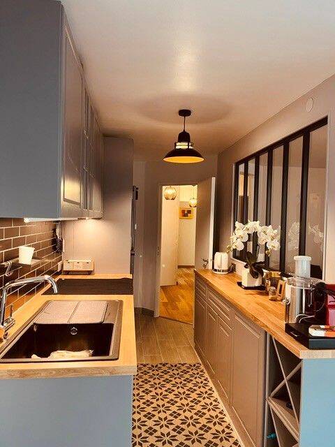 Appartement 3 pièces 62 m² · à Paris 20ème Arrondissement · 62 m² · 2 000 €