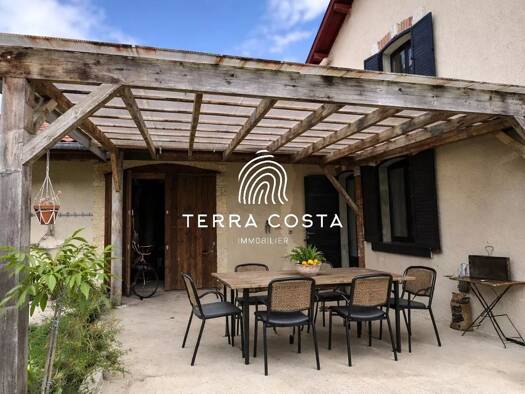 Maison à vendre 526 000 € 4 pièces 2 chambres 125 m² 10 005 m² de terrain Est Saint-Vincent-de-Tyrosse 40230