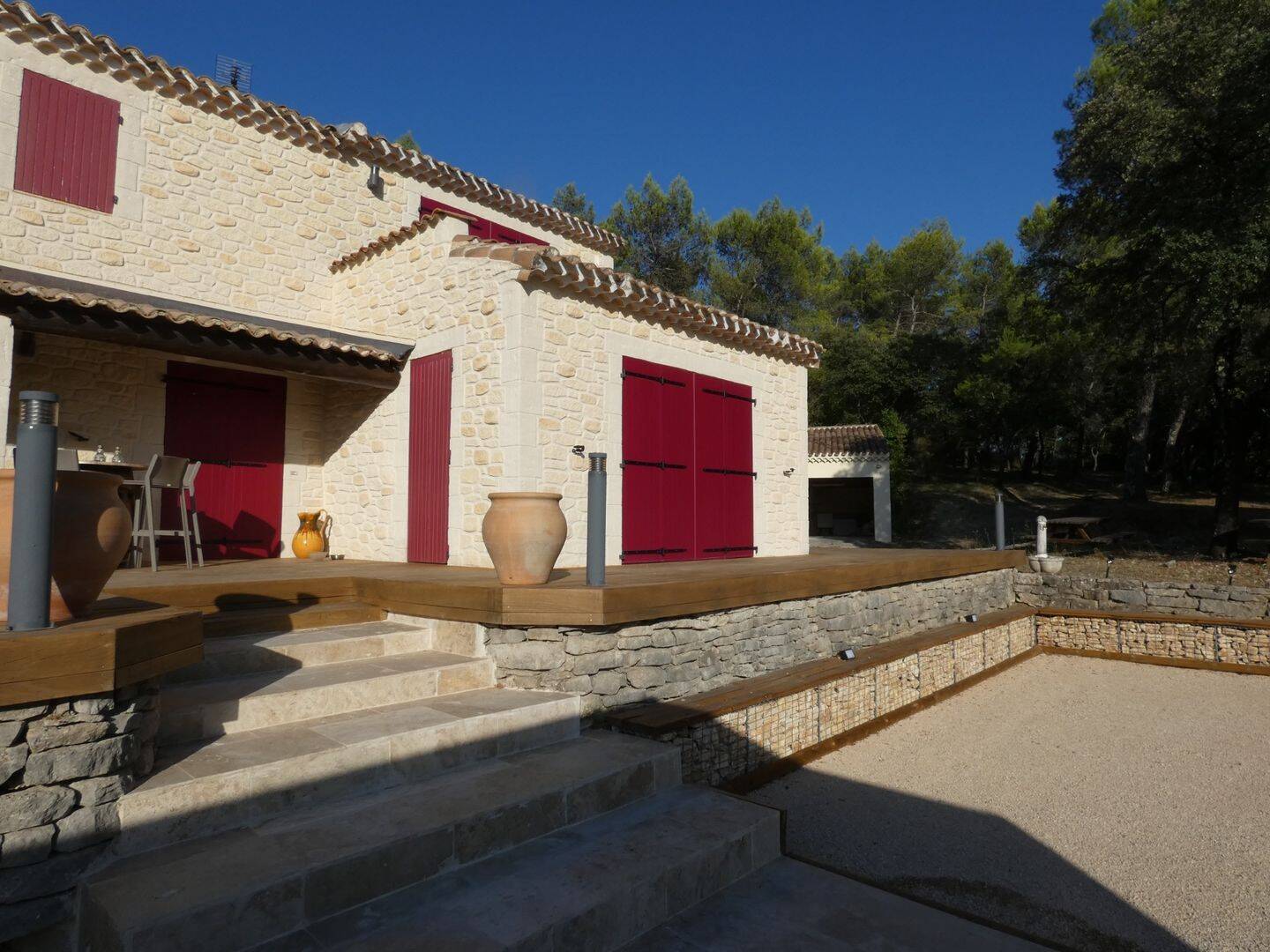 Maison 7 pièces 184 m² · à Vacquières · 184 m² · 839 000 €