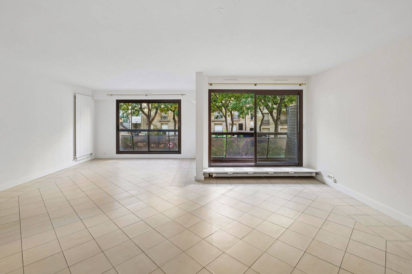 Appartement 4 pièces 95 m² · à Paris 16ème Arrondissement · 95 m² · 3 400 €