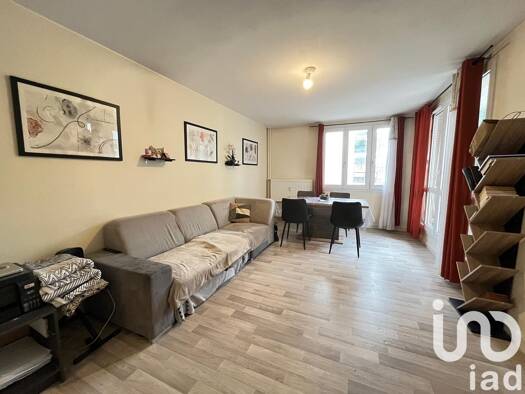 Appartement à vendre 85 000 € 3 pièces 2 chambres 69 m² Jules Guesde Troyes 10000