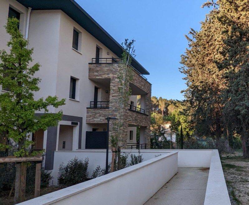Appartement 3 pièces 57 m² · à Ventabren · 56,9 m² · 938 €