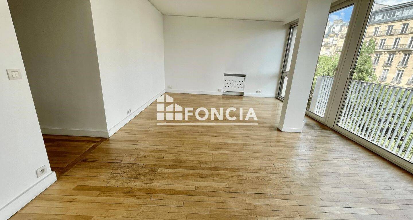 Appartement 4 pièces 86 m² · à Paris 16ème Arrondissement · 85,7 m² · 2 698 €