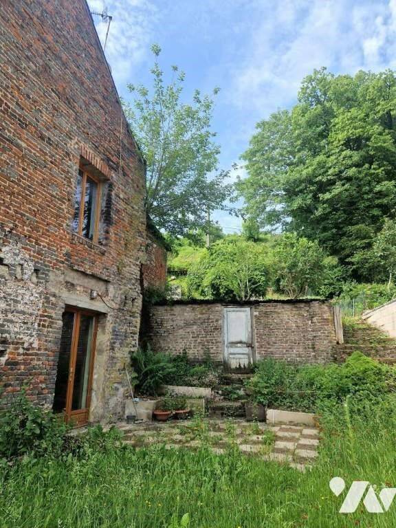Maison 8 pièces 518 m² · à Guise · 518 m² · 60 000 €