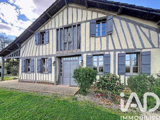 Maison à vendre 445 000 € 7 pièces 5 chambres 288 m² 12 220 m² de terrain Luppé-Violles 32110