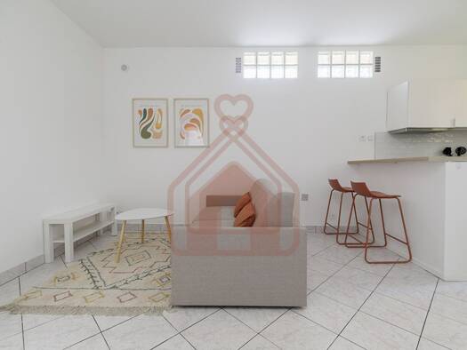 Appartement à vendre 199 000 € 2 pièces 1 chambre 26,8 m² RDC/3 Guipons Villejuif 94800