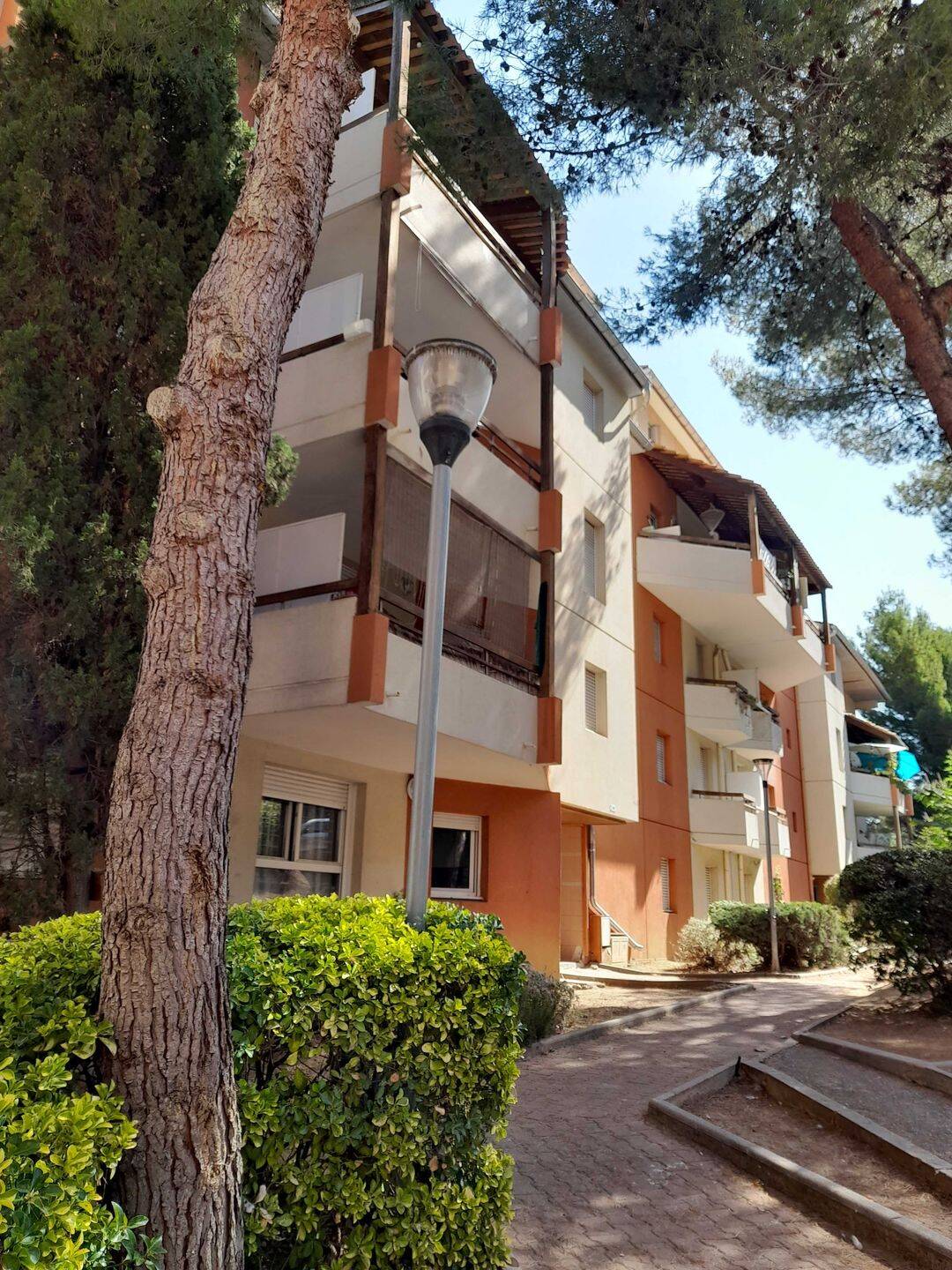 Appartement 1 pièce 29 m² · à Sète · 29,4 m² · 356 €