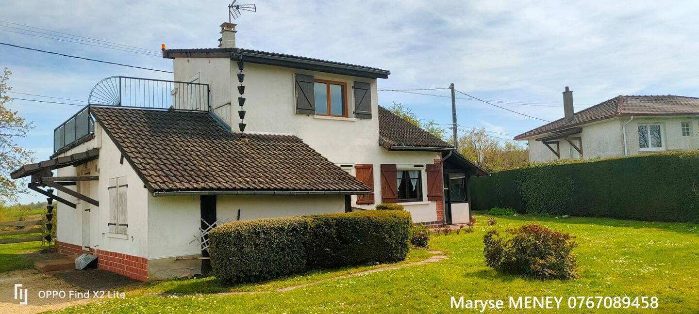 Maison 4 pièces 97 m² · à Sainte-Geneviève-des-Bois · 97 m² · 126 000 €