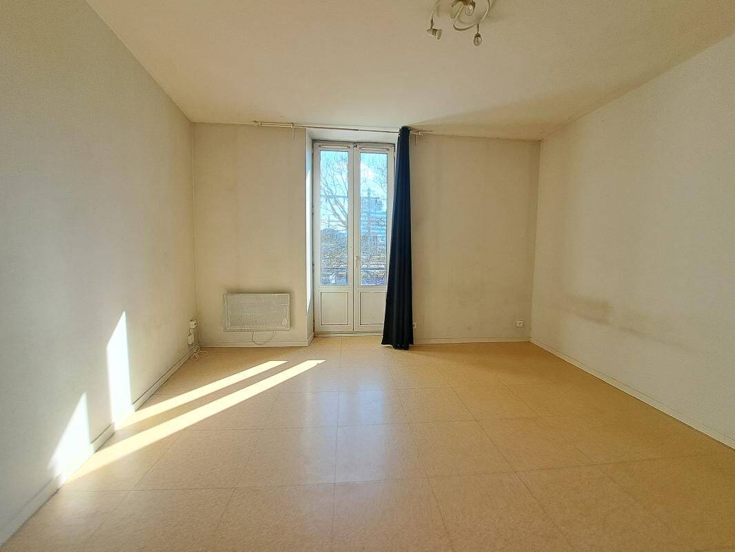 Appartement 1 pièce 26 m² · à Nantes · 26 m² · 472 €