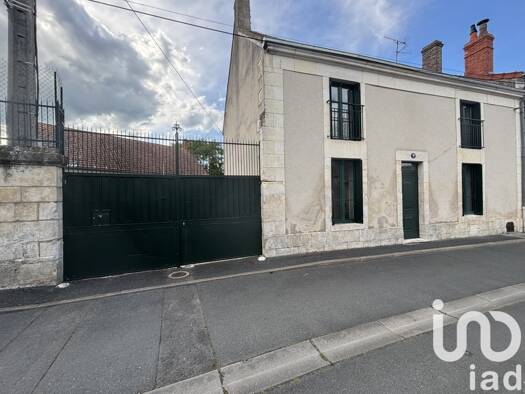 Maison de ville à vendre 139 000 € 5 pièces 4 chambres 135 m² 457 m² de terrain Faubourg Saint Martin Issoudun 36100