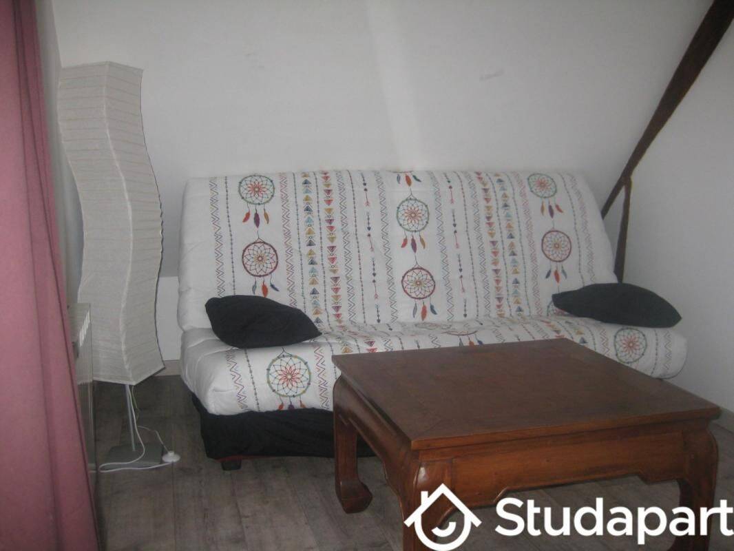 Appartement 1 pièce 15 m² · à Quincy-Voisins · 15 m² · 400 €