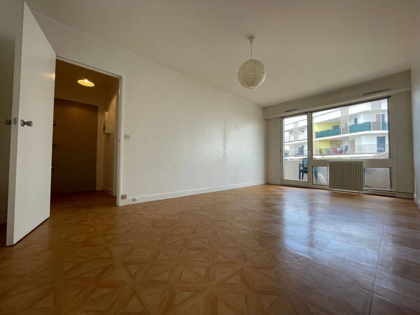 Appartement 2 pièces 48 m² · à Villemomble · 47,9 m² · 905 €