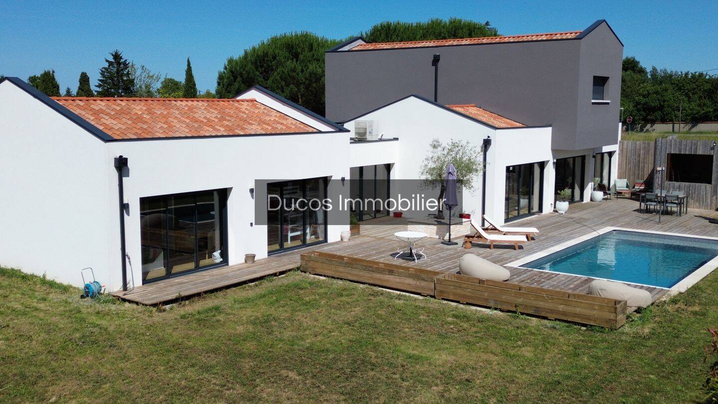 Maison 8 pièces 240 m² · à Marmande · 240 m² · 572 000 €