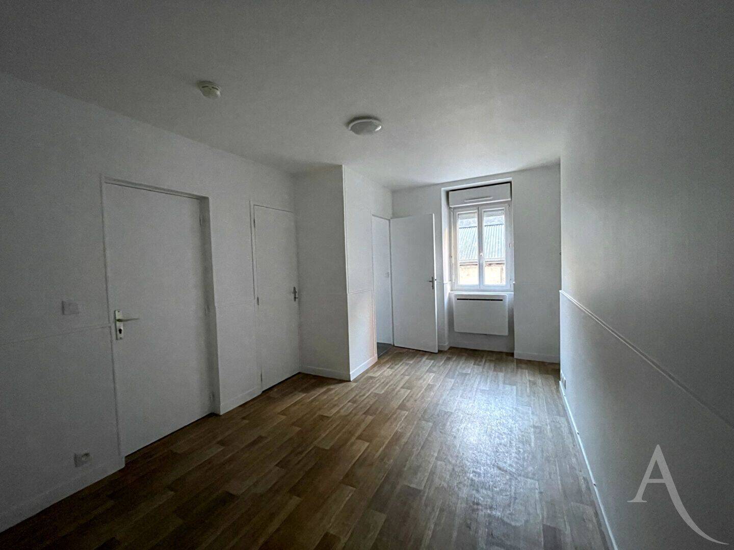 Appartement 1 pièce 20 m² · à Argenton-sur-Creuse · 20,1 m² · 270 €