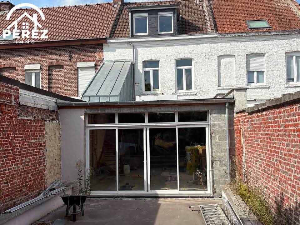 Maison 6 pièces 172 m² · à Bousbecque · 172 m² · 261 000 €