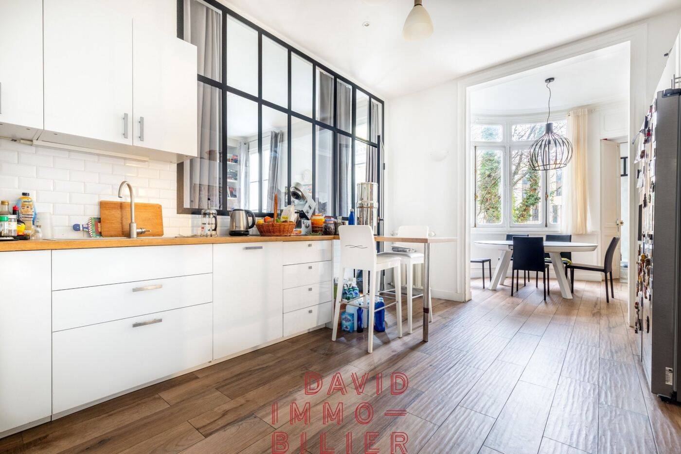 Appartement 6 pièces 177 m² · à Paris 8ème Arrondissement · 177,3 m² · 1 890 000 €
