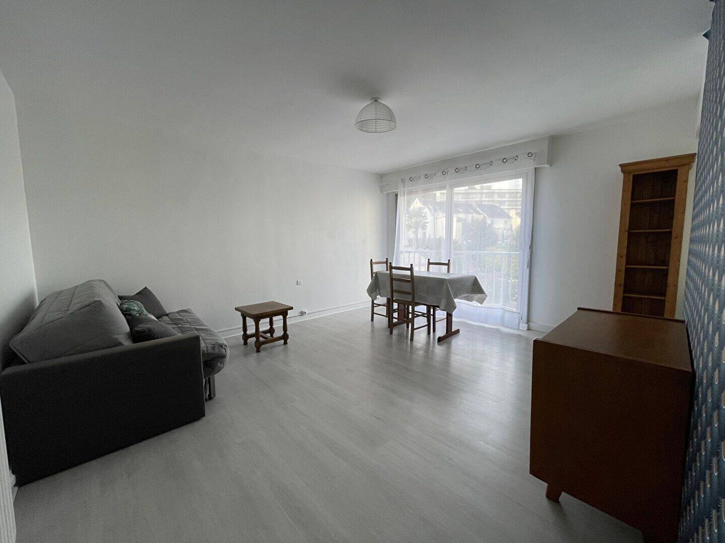 Appartement 1 pièce 33 m² · à Quimper · 32,5 m² · 490 €/mois