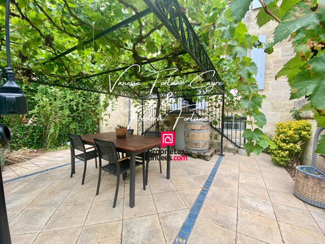 Maison 5 pièces 150 m² · à Saint-André-de-Cubzac · 150 m² · 1 500 €/mois