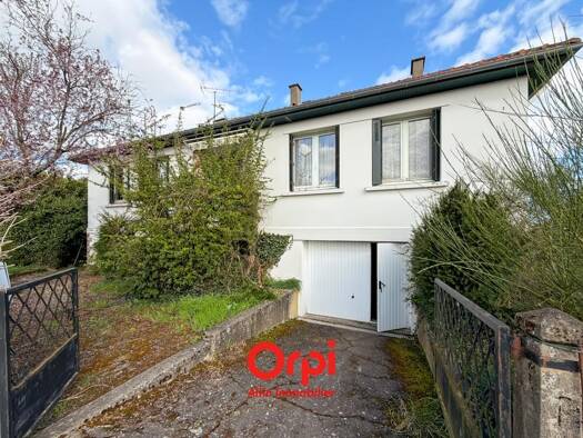 Maison à vendre 58 000 € 5 pièces 4 chambres 85 m² 615 m² de terrain Vallon-en-Sully 03190