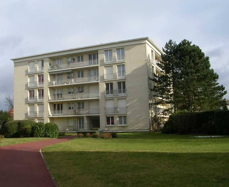 Appartement 4 pièces 76 m² · à Compiègne · 75,6 m² · 995 €