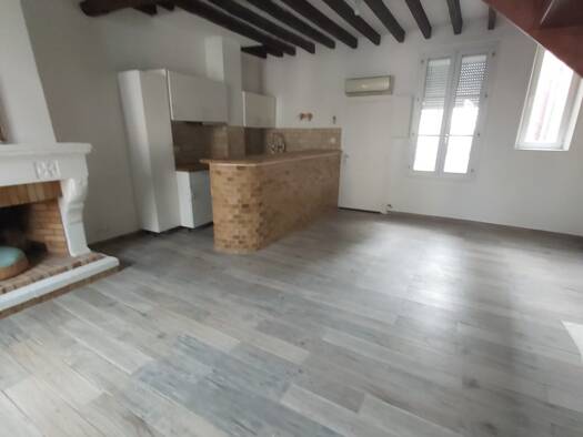 Appartement à vendre 99 000 € 3 pièces 2 chambres 65 m² 2 étages Briand Leclerc Sens 89100