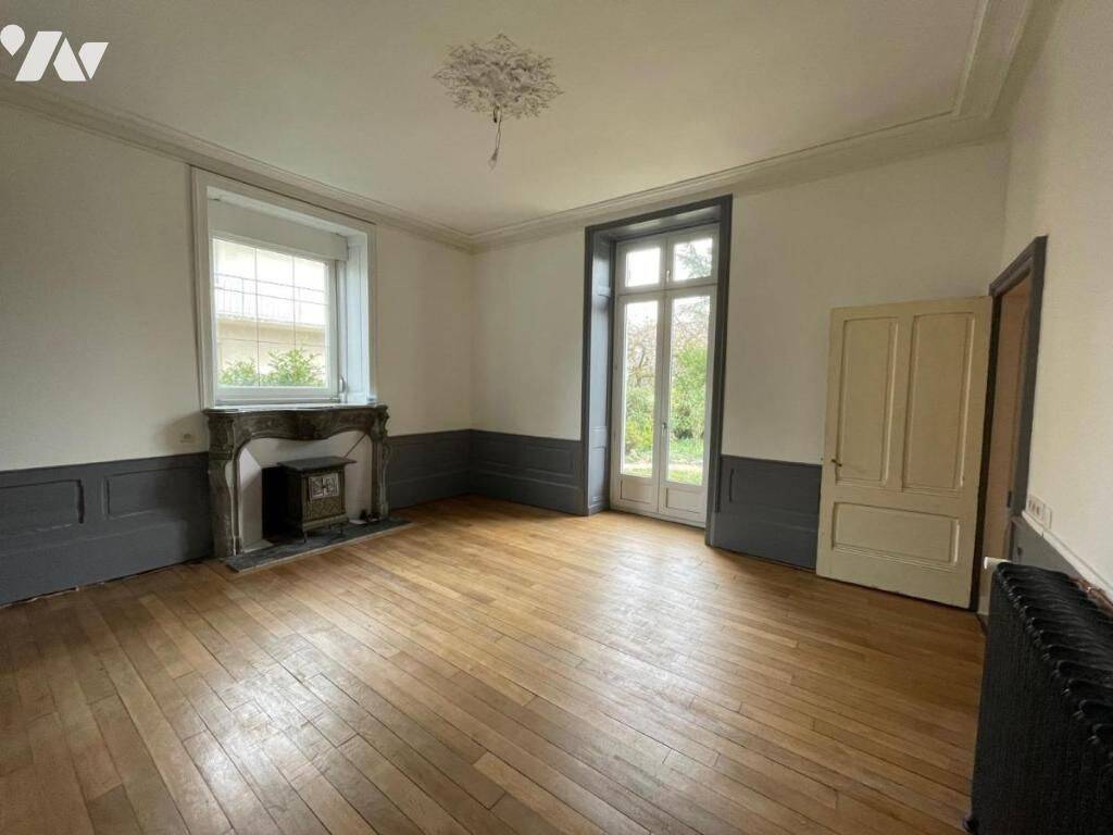 Appartement 4 pièces 150 m² · à Dole · 150 m² · 1 070 €/mois