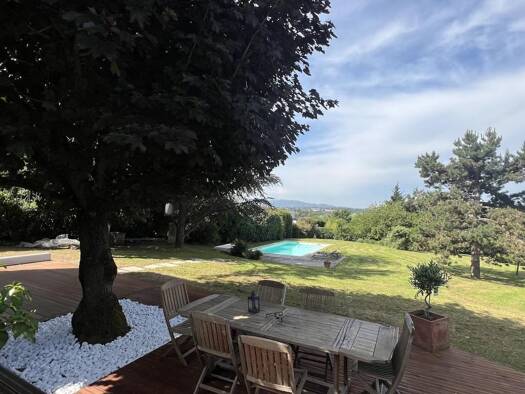 Villa à vendre 995 000 € 7 pièces 5 chambres 250 m² 2 635 m² de terrain Lissieu 69380
