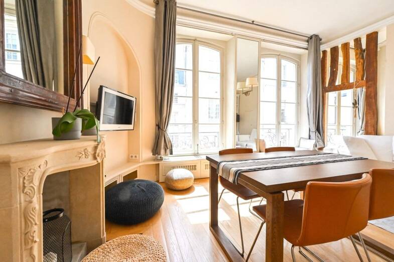 Appartement à vendre 827 000 € 2 pièces 1 chambre 45 m² Étage 2/5 Saint Victor Paris 5ème 75005