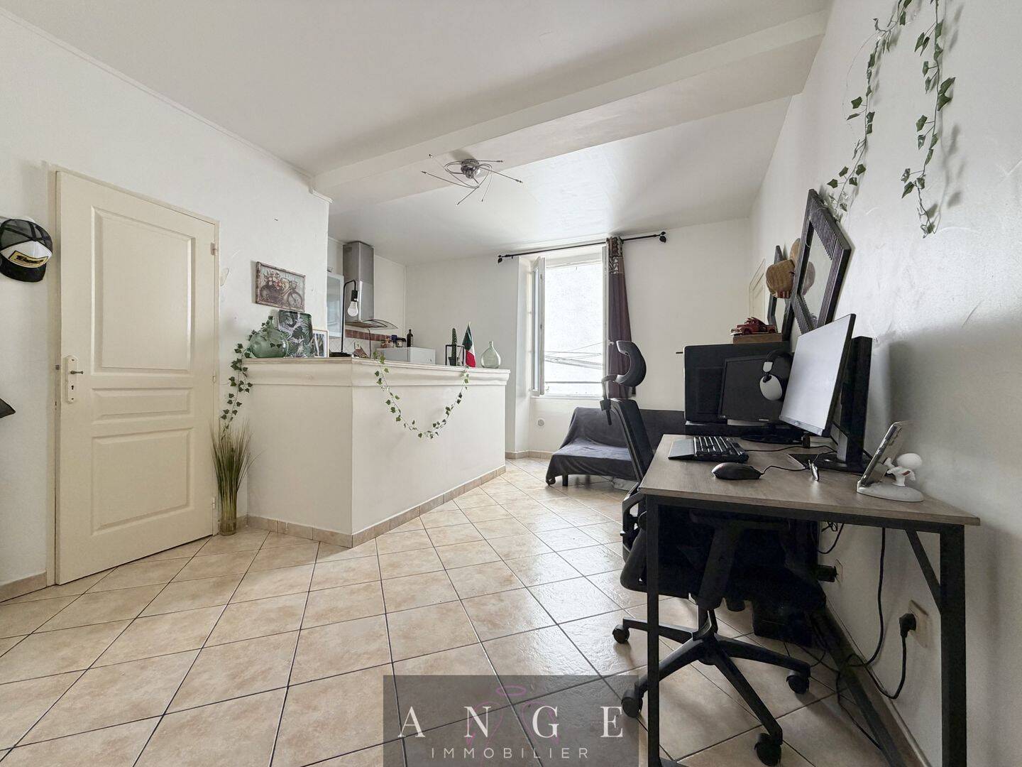 Appartement 1 pièce 30 m² · à Solliès-Toucas · 30 m² · 99 000 €