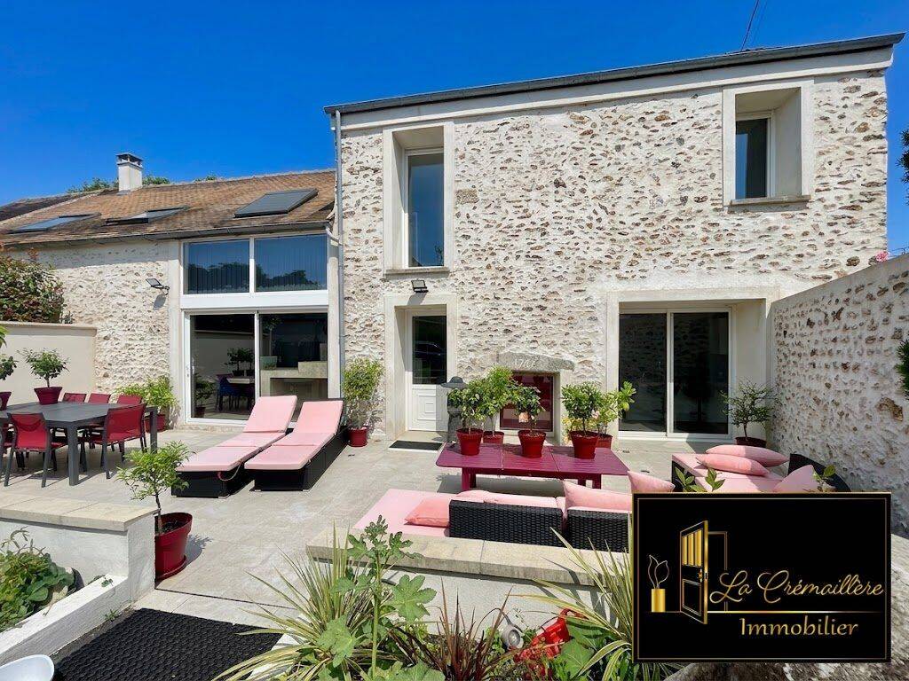 Maison 7 pièces 205 m² · à Sermaise · 205 m² · 439 000 €