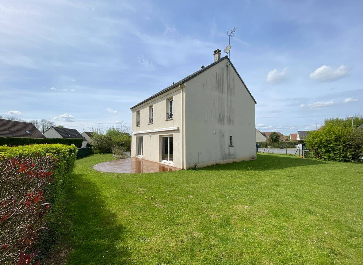 Maison 7 pièces 153 m² · à Lesdins · 153 m² · 269 250 €