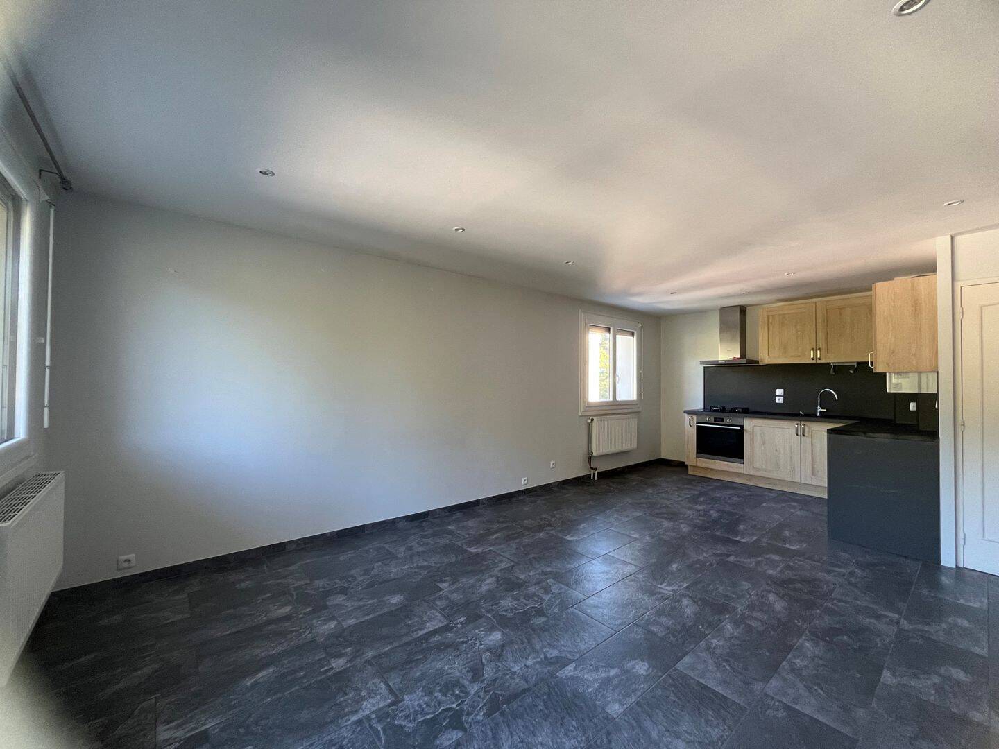 Appartement 3 pièces 57 m² · à Pont-Évêque · 57 m² · 792 €/mois