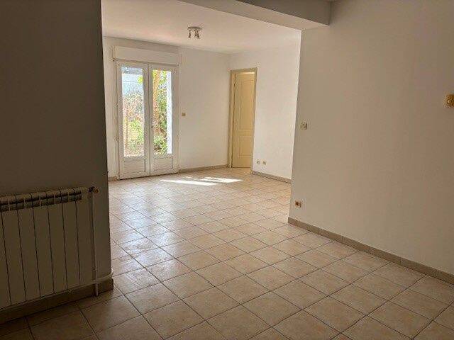 Appartement 3 pièces 65 m² · à Arles · 65 m² · 873 €