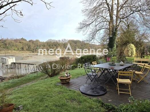 Villa à vendre 832 800 € 9 pièces 4 chambres 230 m² 1 927 m² de terrain La Vicomté-sur-Rance 22690