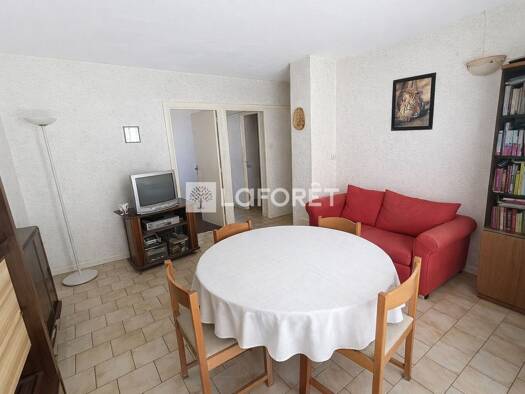 Appartement à vendre 130 000 € 4 pièces 3 chambres 61 m² Étage 3/4 Maurice Audin Clichy-sous-Bois 93390