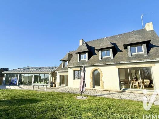 Maison à vendre 695 000 € 8 pièces 5 chambres 209 m² 1 670 m² de terrain Bourg Sud Est Moëlan-sur-Mer 29350