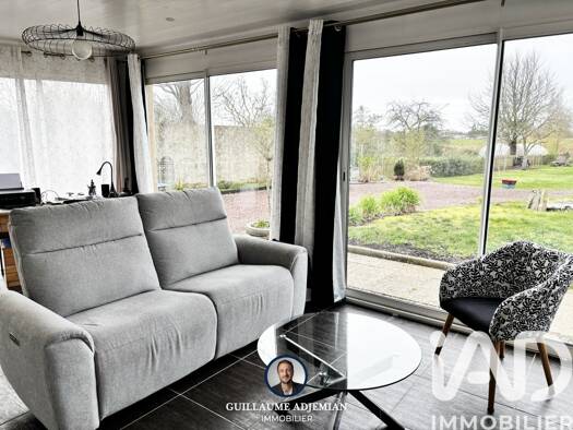 Maison de plain-pied à vendre 269 000 € 5 pièces 3 chambres 108,1 m² 786 m² de terrain Saint-Germain-sur-Ay 50430