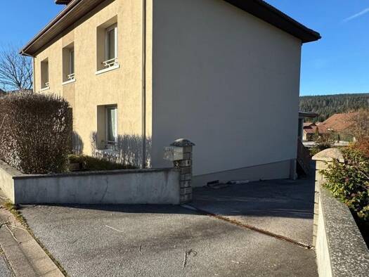 Maison à vendre 340 000 € 9 pièces 4 chambres 200 m² 1 835 m² de terrain Industriel Gérardmer 88400