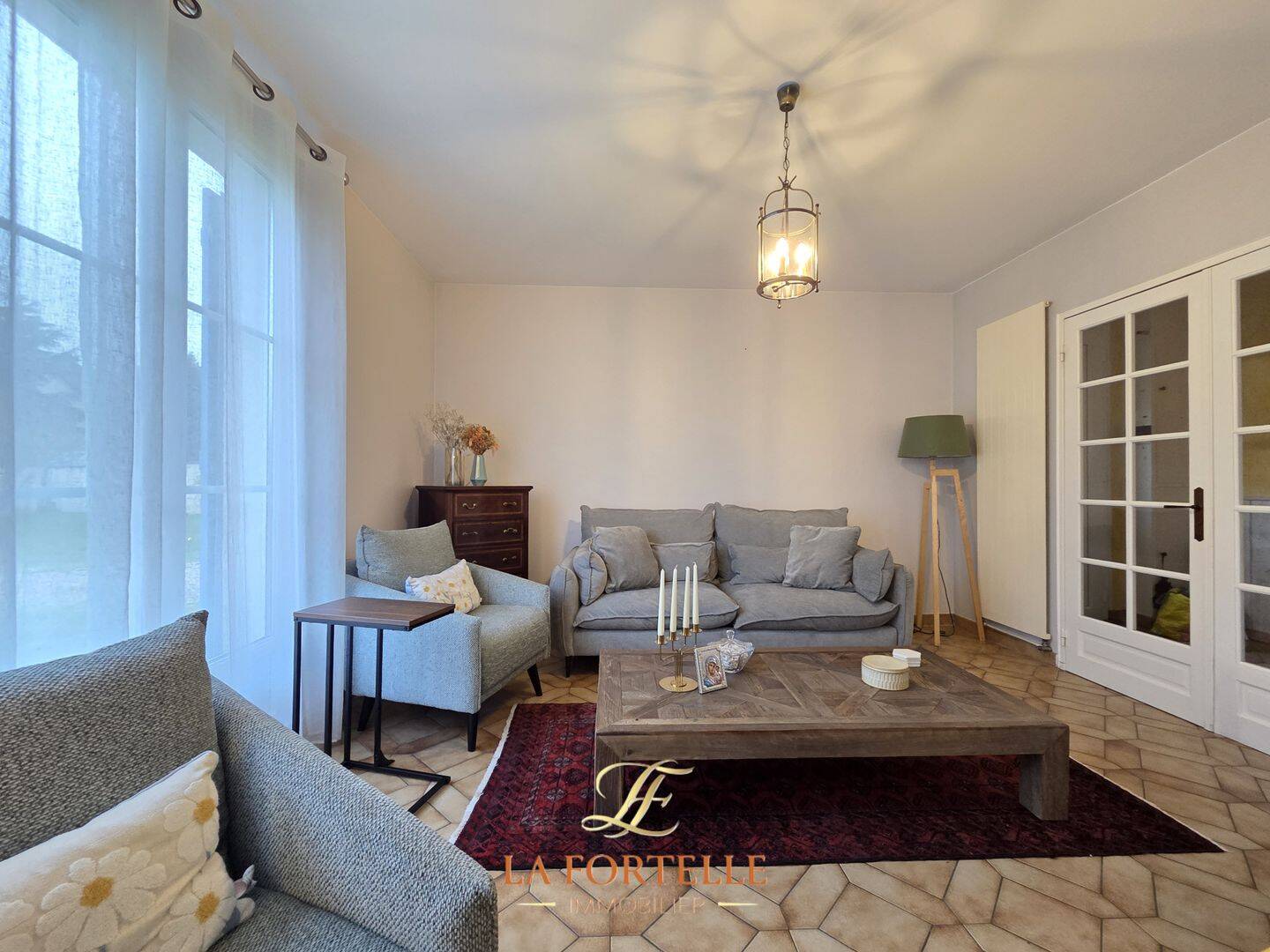 Maison 7 pièces 173 m² · à Longnes · 173 m² · 339 000 €